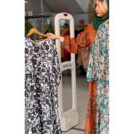 پیراهن گلدار بوگاتی مرکز خرید ملورین