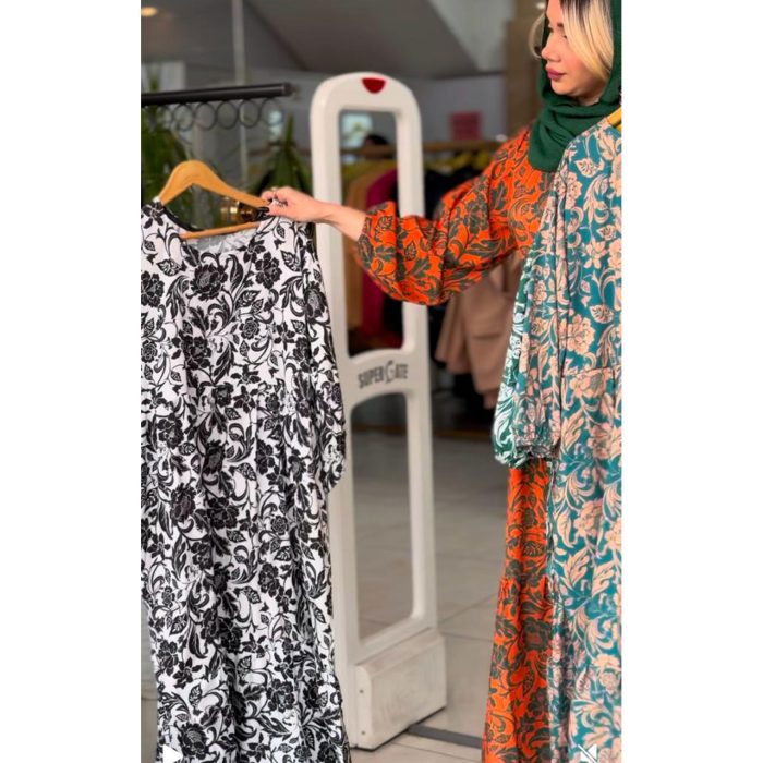 پیراهن گلدار بوگاتی مرکز خرید ملورین