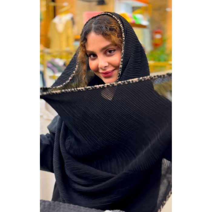 شال نخی مشکی دور پلنگی ملورین